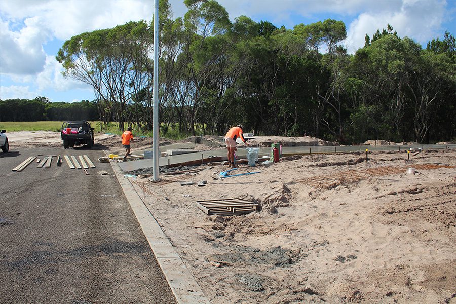 11/02/2022 : Lot 4 Battleaxe Driveway Under Construction